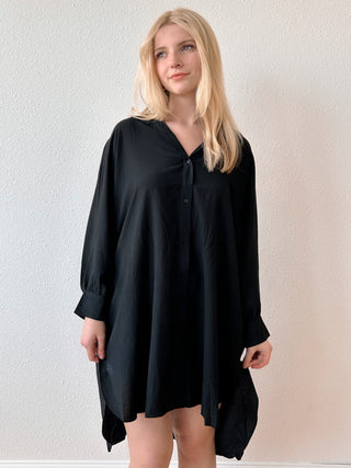 Leyna Oversized Shirtdress in Black