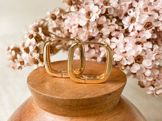Taylor Hoop Earrings | Gold