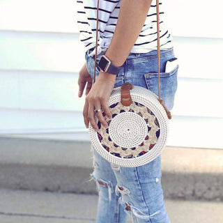 Light Gray Rattan Circle Bag (White)