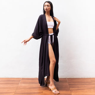 Misty Rose The Classic Tie-Waist Kimono (Black Licorice)