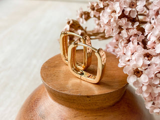 Taylor Hoop Earrings | Gold