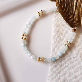 Light Gray Paola Aquamarine Bracelet